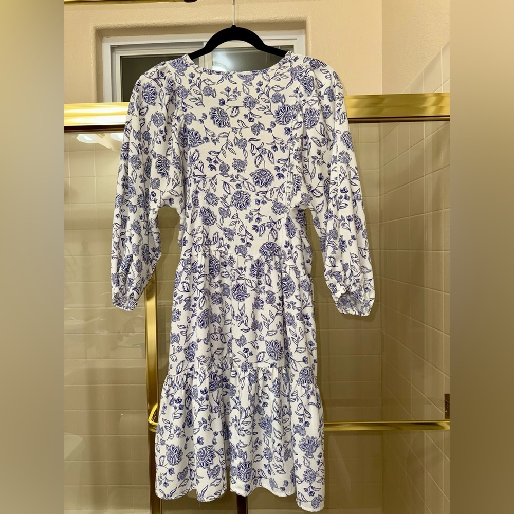 Melrose & Market Floral Blue and White Dress - Picture 5 of 5
